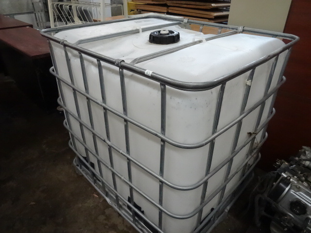 250 Gal. Tote