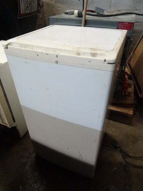 Sanyo Model SR-367W Needs Cleaning