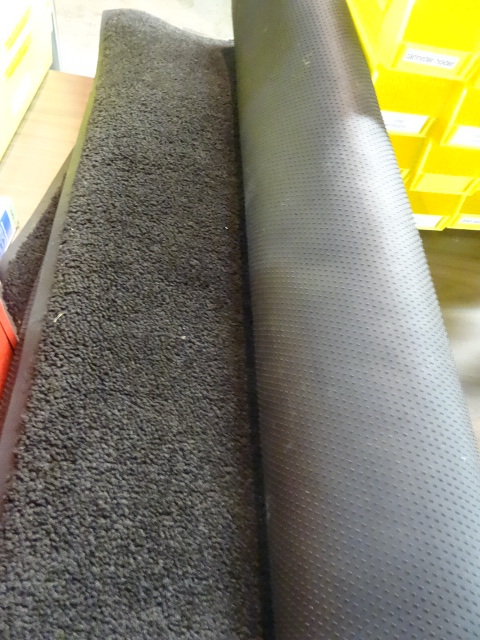 33 Carpet Runners Qty 2