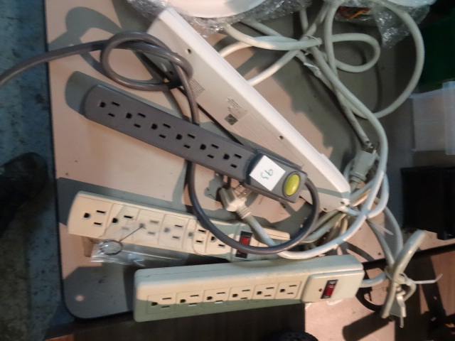 4 Outlet Strips