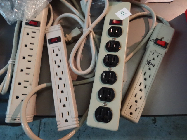 4 Outlet Strips