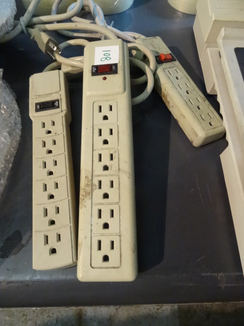 3 Outlet Strips