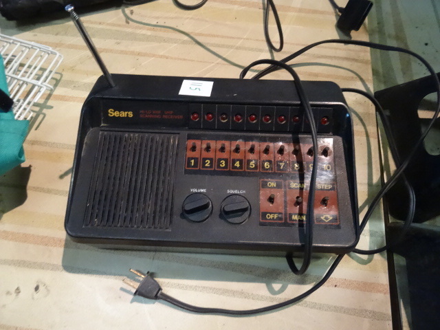 Sears Hi Lo VHFUHF Scanning Receiver
