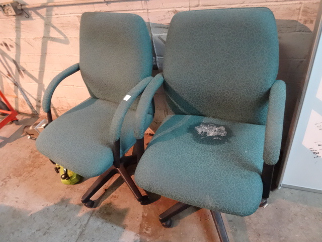 2 Office Chairs on Wheels