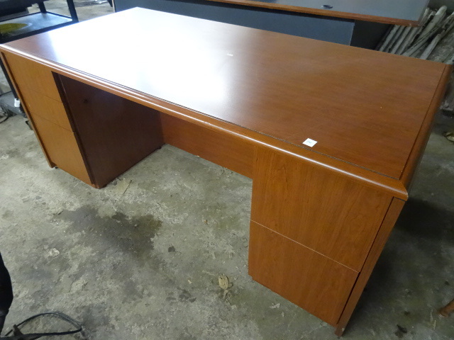 5 Drawer Office Desk 72 X 36 X 30