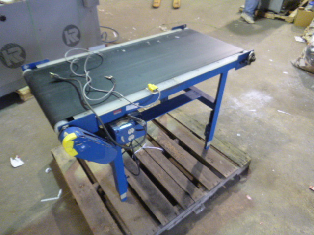 Conveyor with 20 Wide Belt