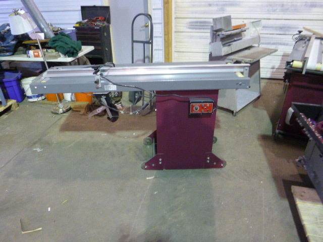 Dick Moll & Sons Dial-Feed Table