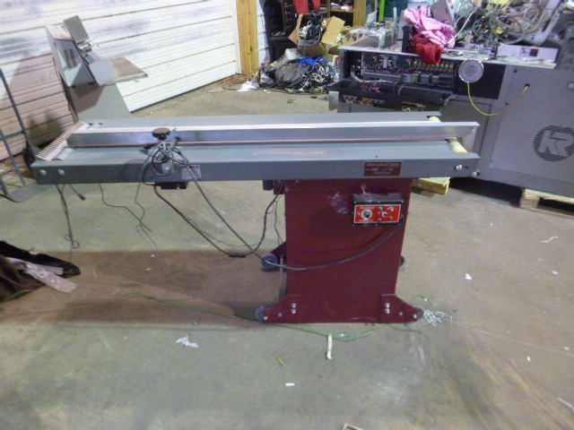 Dick Moll & Sons Dial-Feed Table