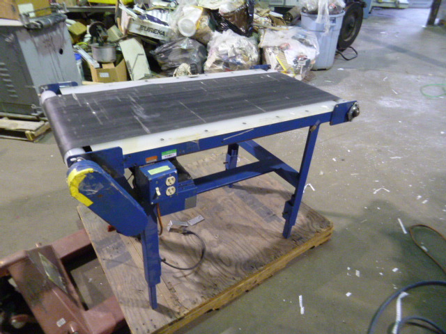 Conveyor with 20 Wide Belt