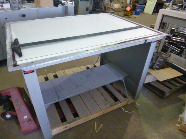 Nuarc Light Table with T-Square