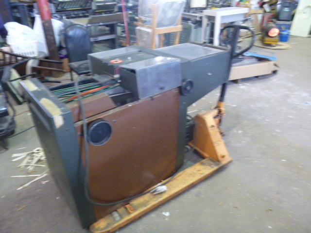 Cheshire Quarter Folder
