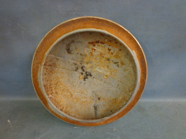 lot 30 image: Chevy Metal Hubcap