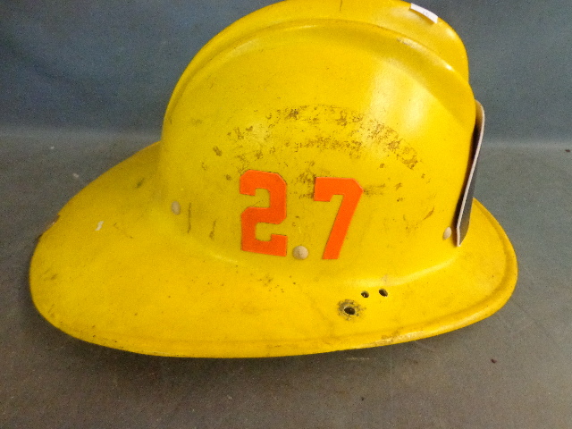 lot 44 image: Yellow Hard Hat