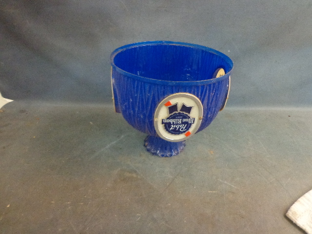 lot 48 image: Pabst Blue Ribbon Plastic Blue Lamp Shade