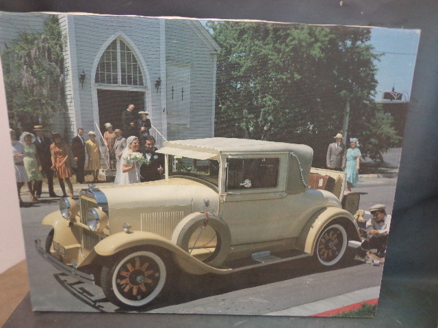 lot 89 image: Canvas Paintings & Pictures