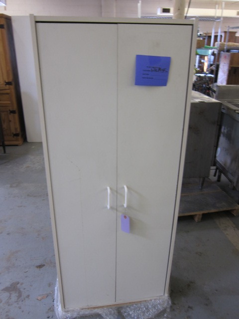 Storage cabinet