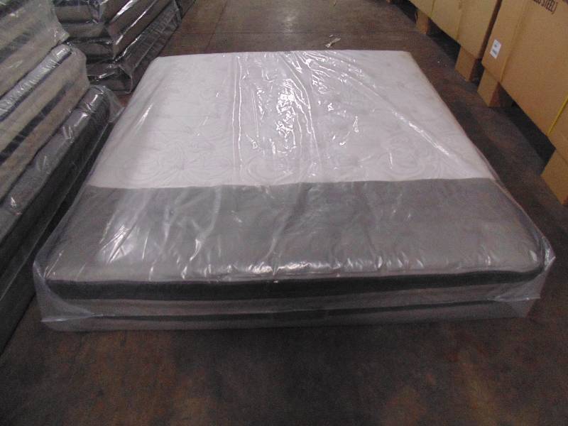 Simmons Beautyrest King Alayna Plush Pillowtop Mattress