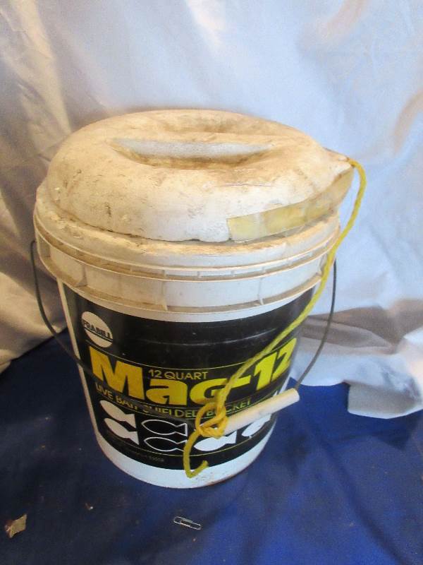 mag-12 bait bucket
