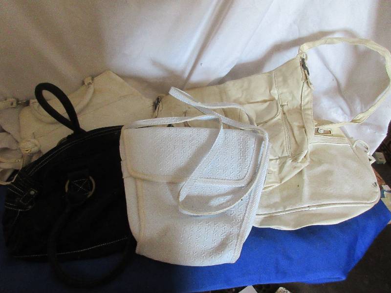 5 hand bags