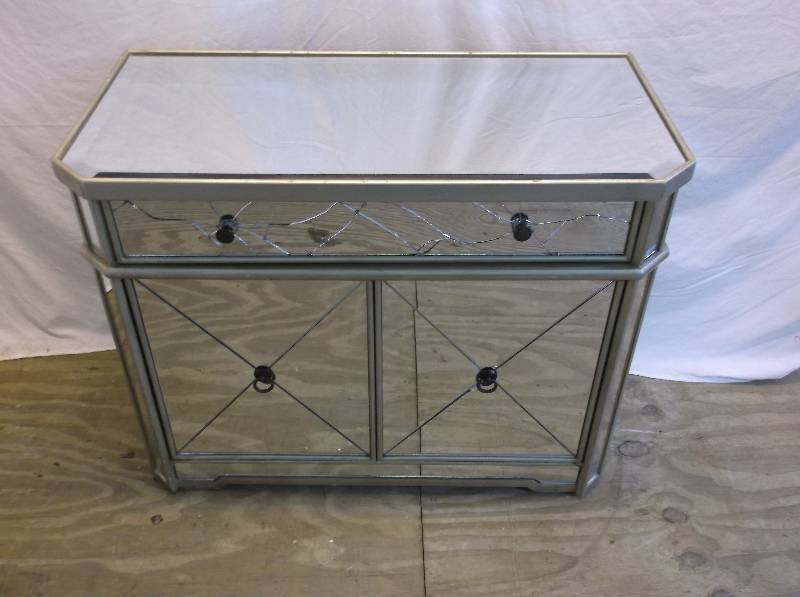 lot 2 image: Nightstand