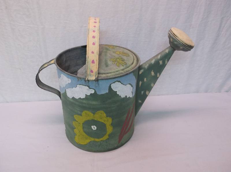 lot 25 image: Watering Can