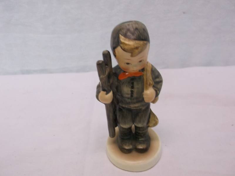 lot 30 image: Hummel