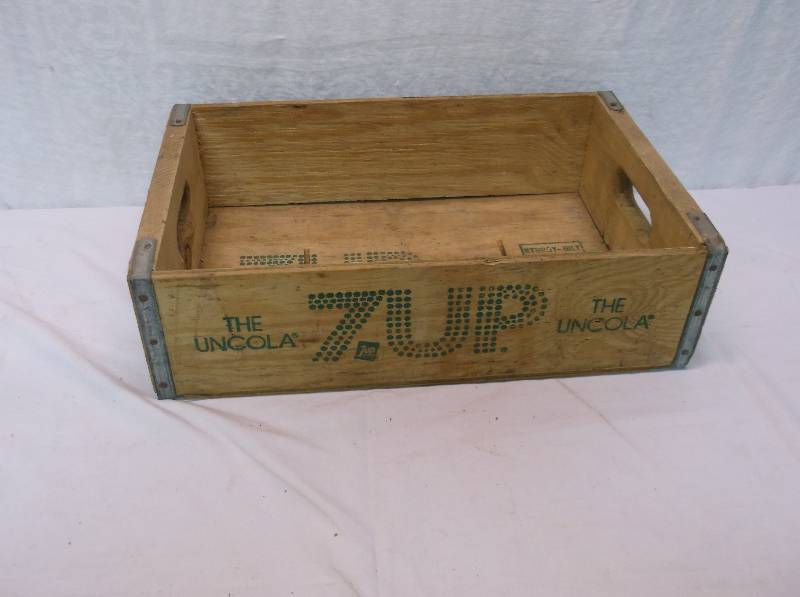 lot 52 image: AntiqueVintage