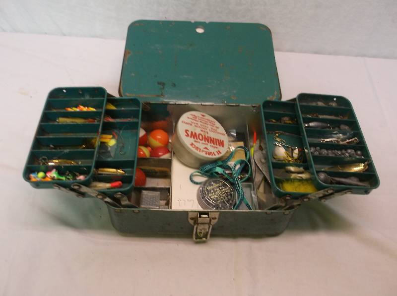 lot 54 image: AntiqueVintage