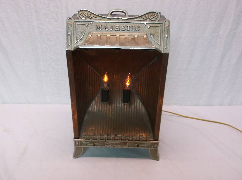 lot 57 image: AntiqueVintage