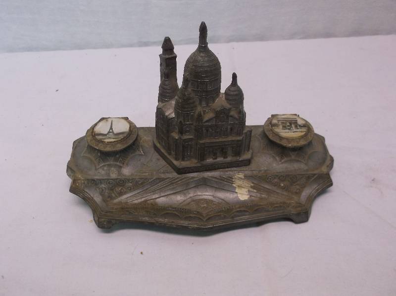 lot 61 image: AntiqueVintage