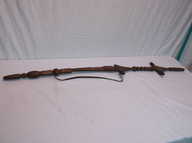 lot 67 image: Assassins Sword