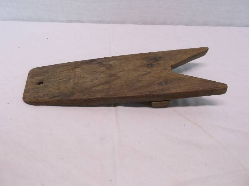 lot 69 image: AntiqueVintage