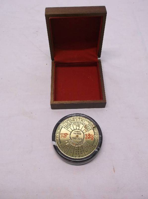 lot 70 image: Calendar