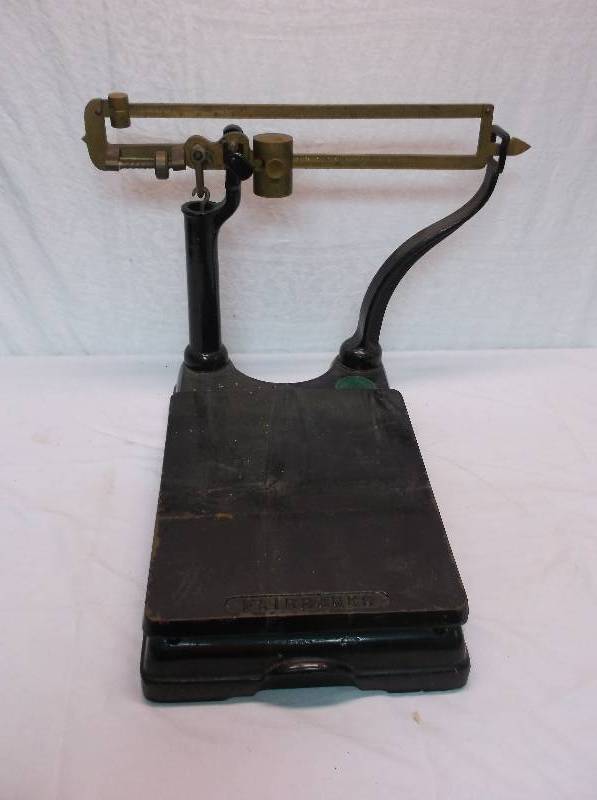 lot 74 image: AntiqueVintage