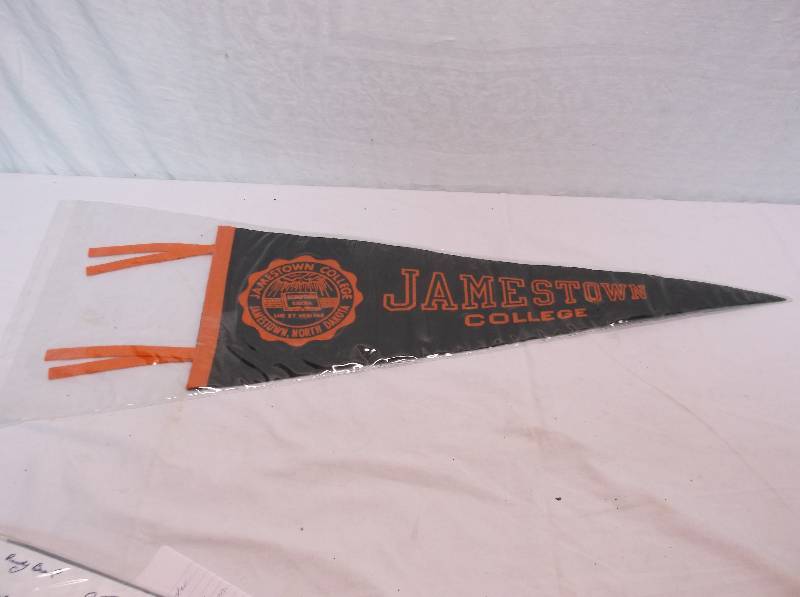 lot 80 image: Collectible