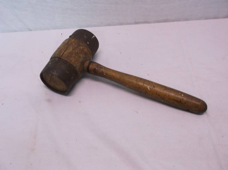 lot 92 image: AntiqueVintage