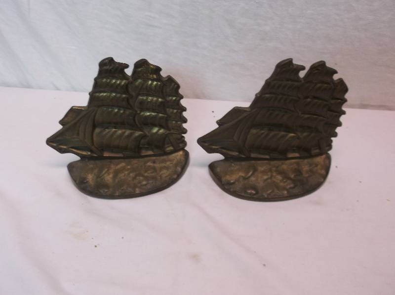 lot 93 image: AntiqueVintage