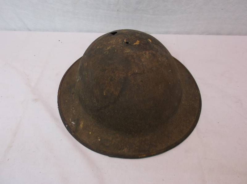 lot 101 image: Dough Boy Helmet