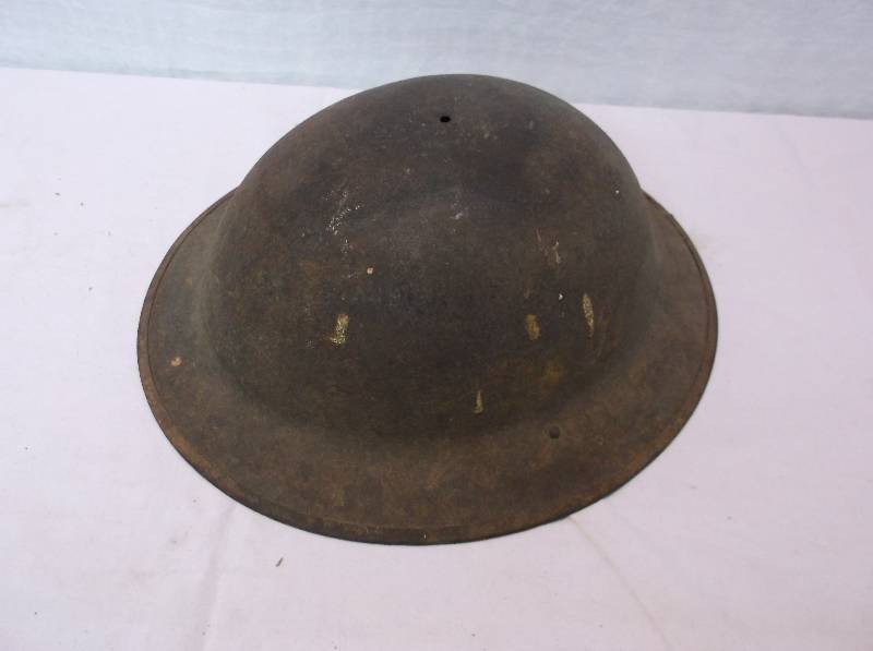 lot 102 image: Dough Boy Helmet