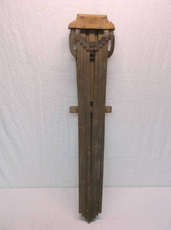 lot 151 image: AntiqueVintage