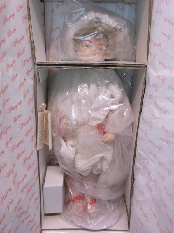 lot 179 image: Collectible