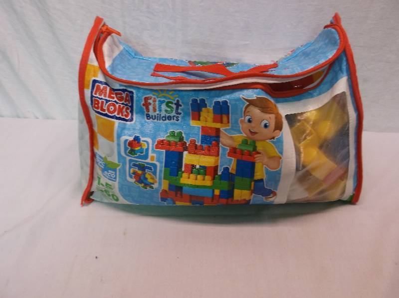 lot 213 image: Mega Blocks