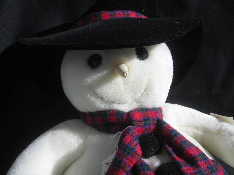 Christmas Snowman Snowden with tags