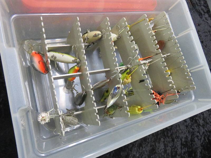 lot 7 image: Large lot of Tackle