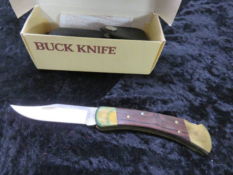 lot 13 image: Authentic Buck Knife