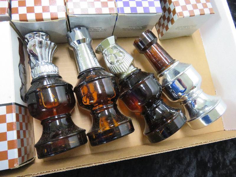 lot 28 image: Vintage Avon Cologne Chess Collection