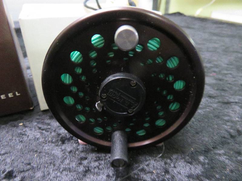 lot 43 image: Wright & McGill Autographed Single Action Fly Reel
