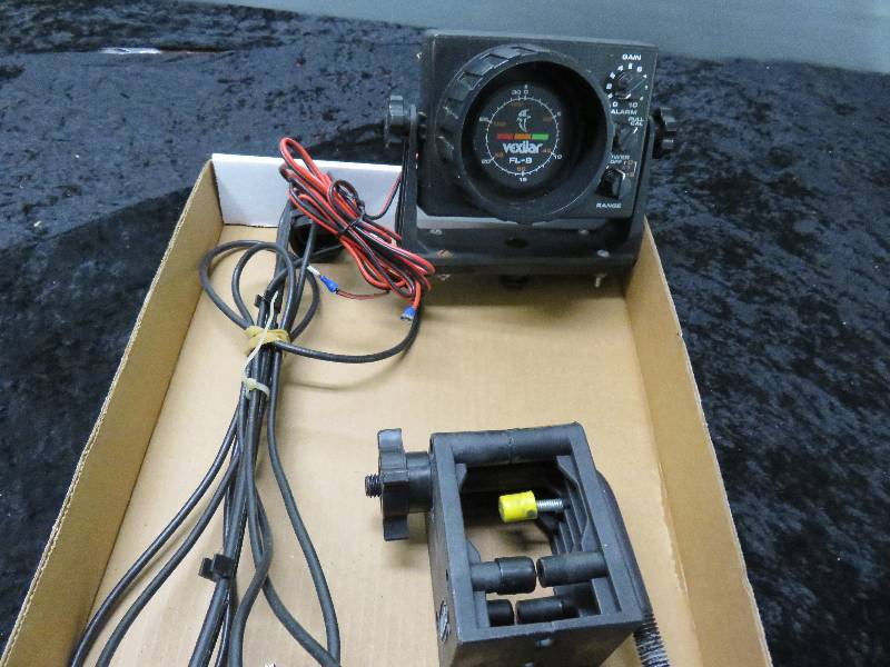 lot 48 image: Vexilar FL-8 FishDepth Finder
