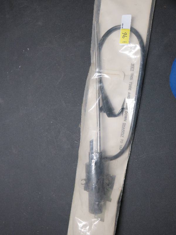 lot 96 image: Portable Keg Pump
