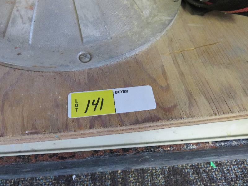 lot 141 image: Swivel Base Boat Seat wStand